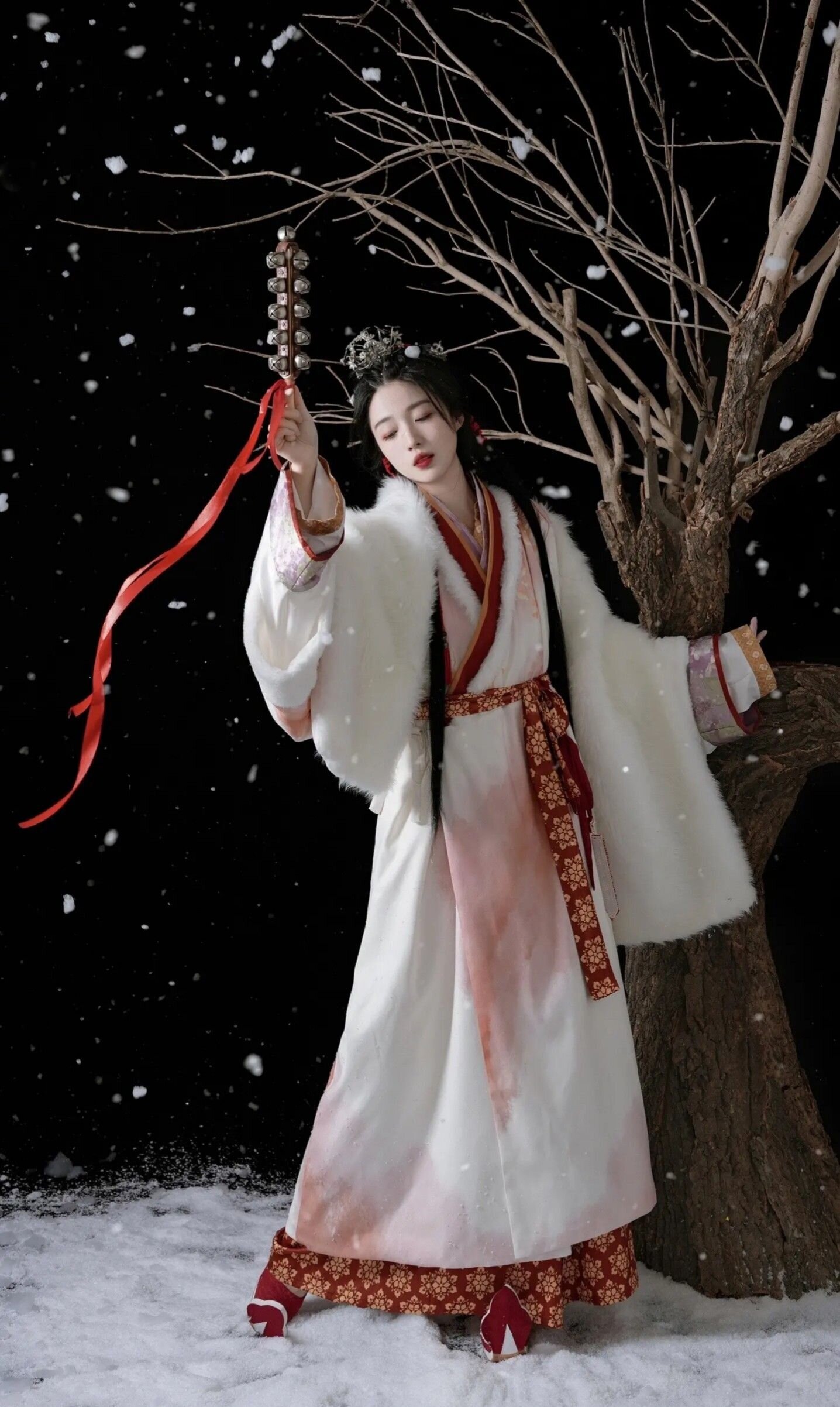 Dominating the Cosmos in Twelve Zodiac Hanfu:The Ultimate Guide to Star Signs Imperial Fashion Dominating the Cosmos in Twelve Zodiac Hanfu:The Ultimate Guide to Star Signs Imperial Fashion