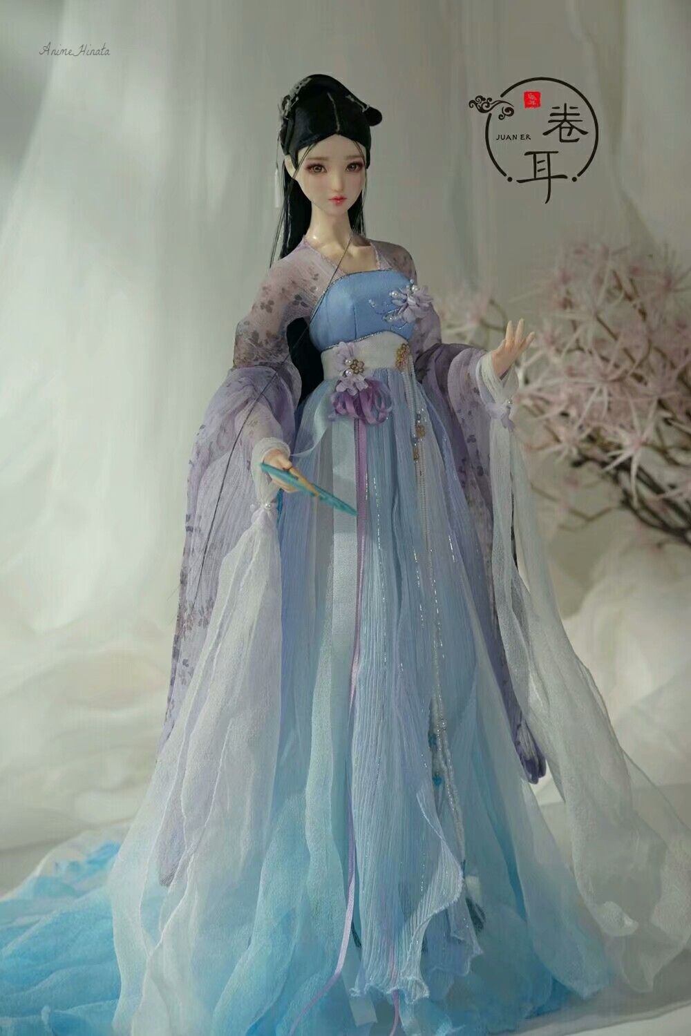 The Enchantment of Red Hair Accessories in Traditional Chinese Hanfu Fashion The Enchantment of Red Hair Accessories in Traditional Chinese Hanfu Fashion