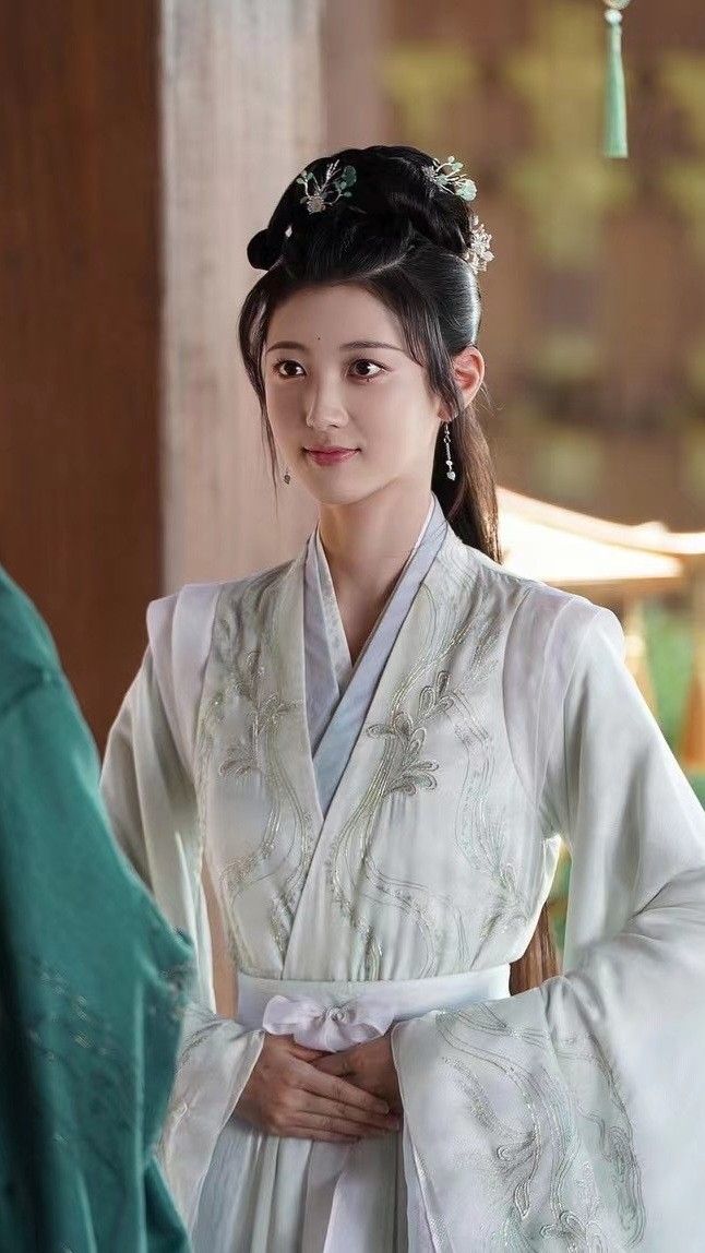 The Cultural Significance of Baicai Hanfu in Ming-Style Fashion The Cultural Significance of Baicai Hanfu in Ming-Style Fashion