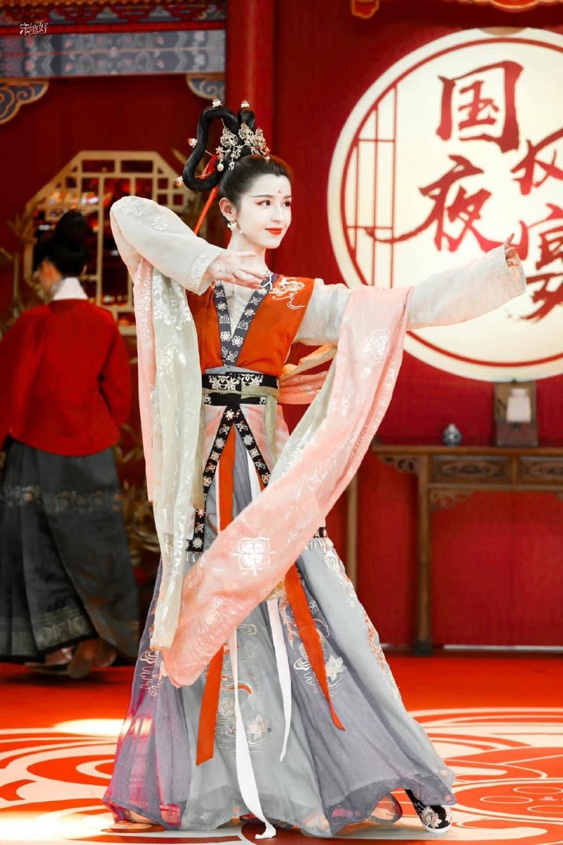 Ancient-Style Summer Attire for the Little Hanfu Girl Ancient-Style Summer Attire for the Little Hanfu Girl