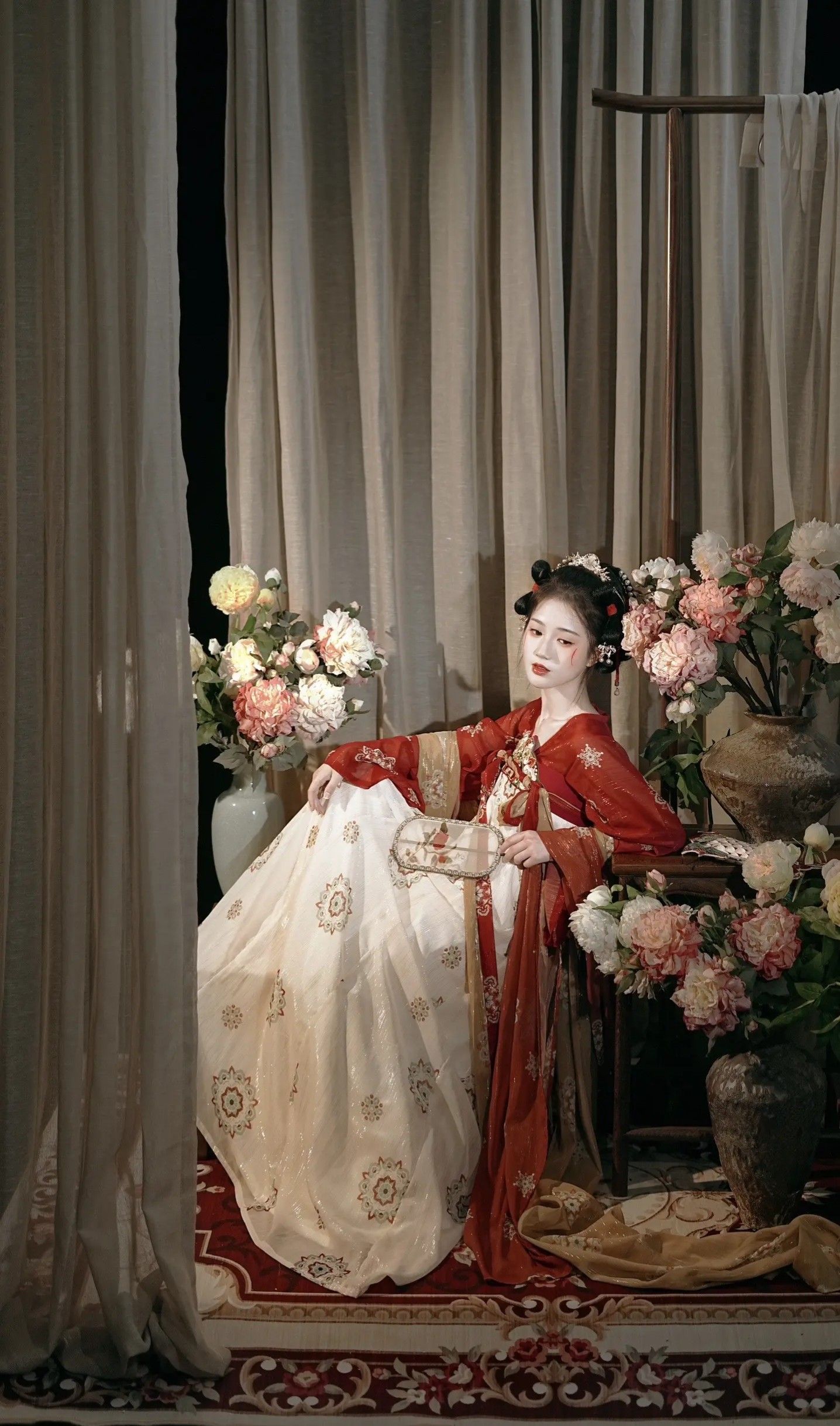 Winter Rental of Hanfu as Bridesmaid Dress:An Insight Winter Rental of Hanfu as Bridesmaid Dress:An Insight