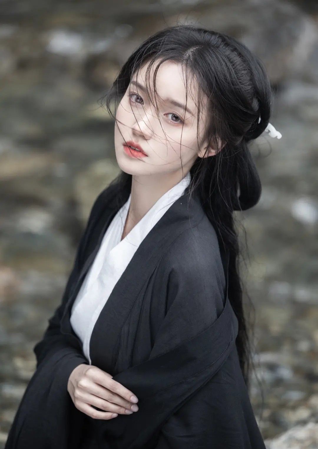 Chinese-Style Girls Hanfu and Tang Costumes:A Journey Through Time Chinese-Style Girls Hanfu and Tang Costumes:A Journey Through Time
