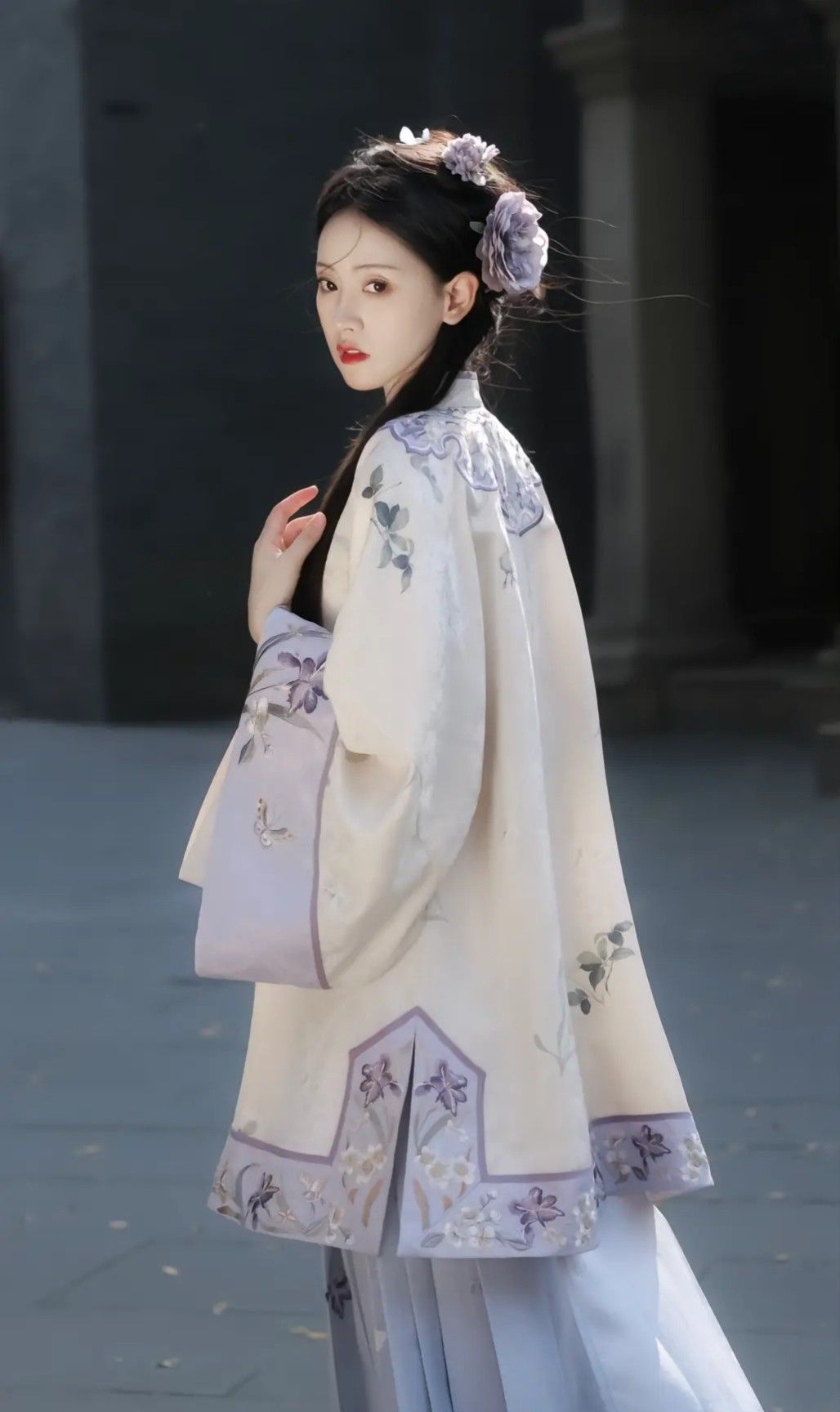 The Allure of Ankle-Length Cheongsam:A Cultural Icon of Elegance The Allure of Ankle-Length Cheongsam:A Cultural Icon of Elegance