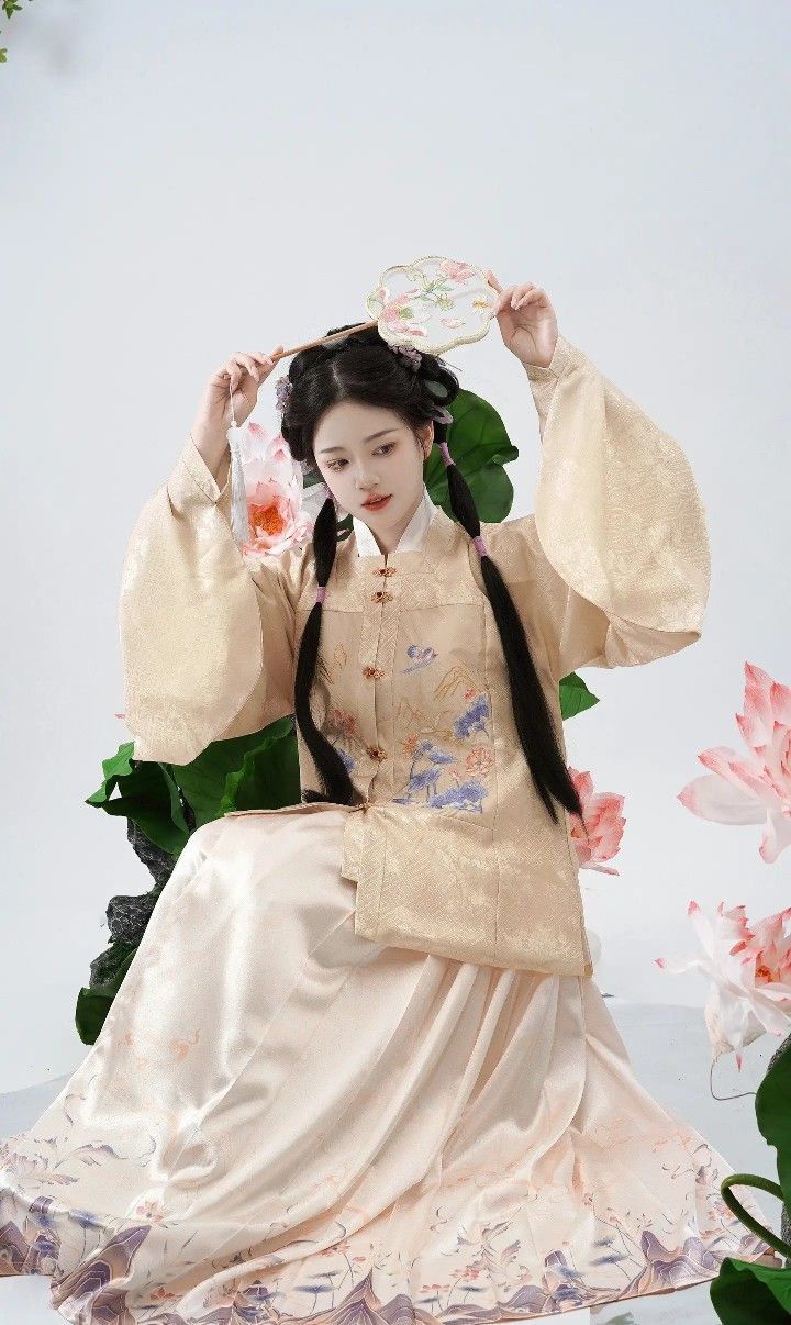 Winter Thickened Hanfu Dune:A Guide to Warm and Stylish Traditional Chinese Clothing Winter Thickened Hanfu Dune:A Guide to Warm and Stylish Traditional Chinese Clothing