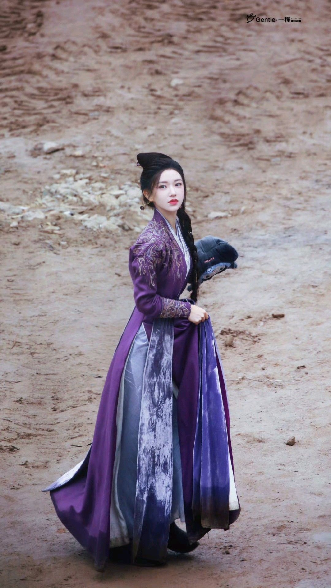Exploring the Enchantment of Pink Hanfu Shoes:A Guide to Traditional Elegance Exploring the Enchantment of Pink Hanfu Shoes:A Guide to Traditional Elegance