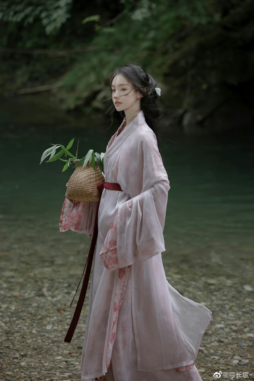 Childrens Hanfu Accessories:Embracing Traditional Beauty Childrens Hanfu Accessories:Embracing Traditional Beauty
