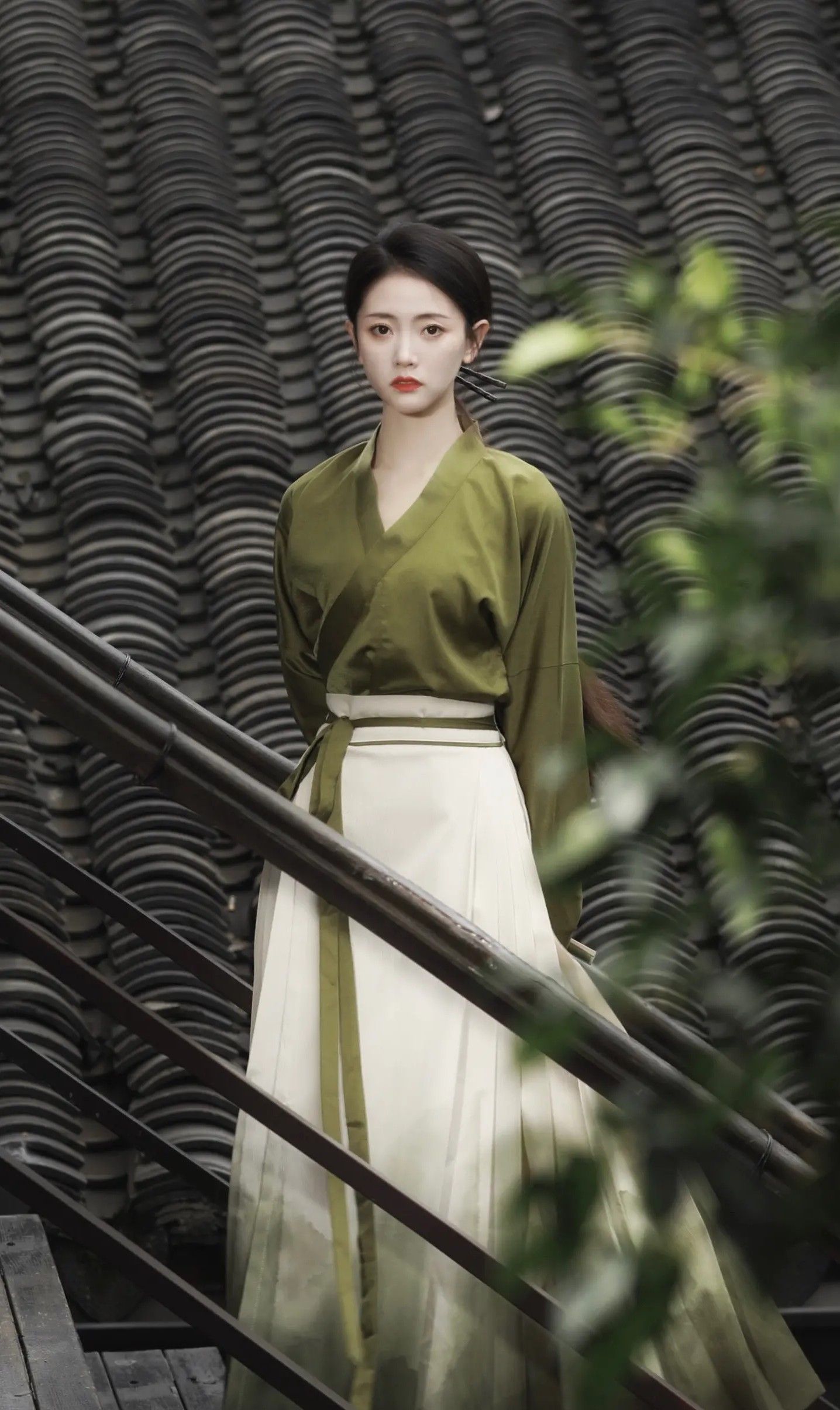 The Cloud-Kissed Silk:The Splendor of Hanfu with Yunzhi Yu The Cloud-Kissed Silk:The Splendor of Hanfu with Yunzhi Yu