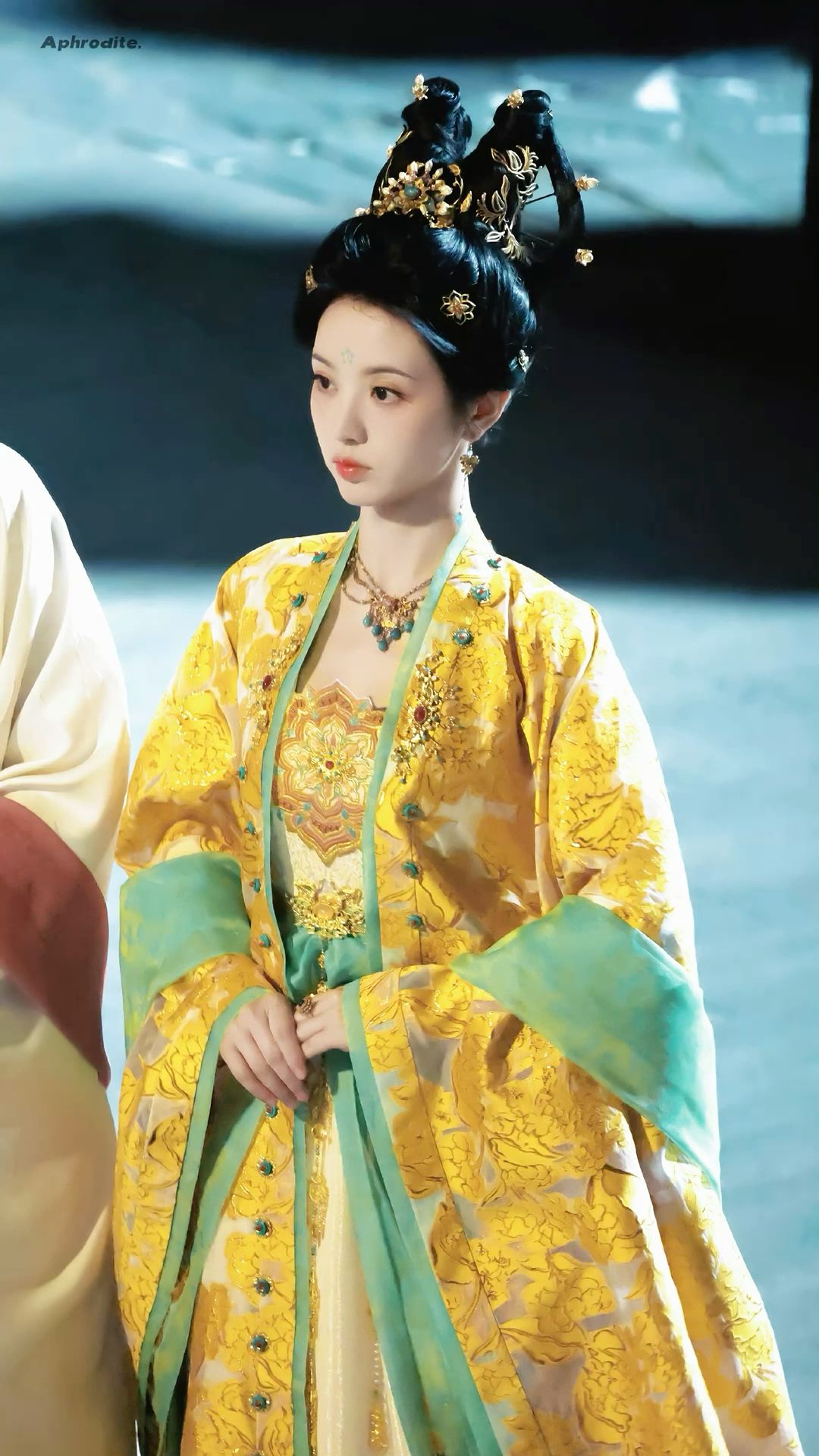 The Splendor of Hanfu:Red and White Elegance The Splendor of Hanfu:Red and White Elegance