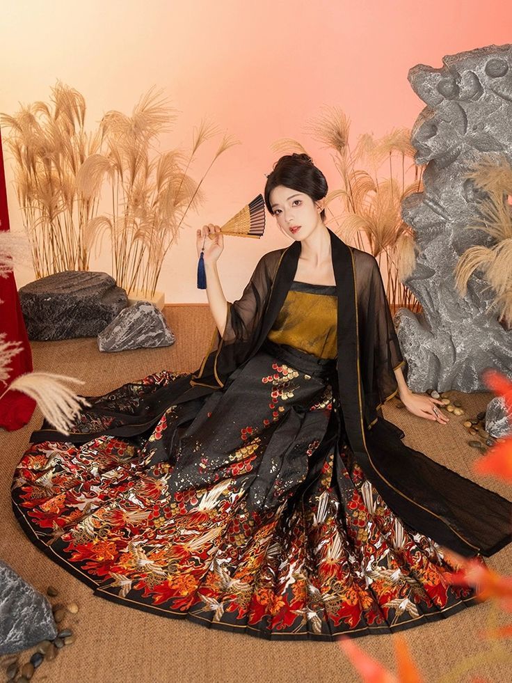 Elite Shanghai Cheongsam:The Art of High-End Mulberry Silk Elite Shanghai Cheongsam:The Art of High-End Mulberry Silk