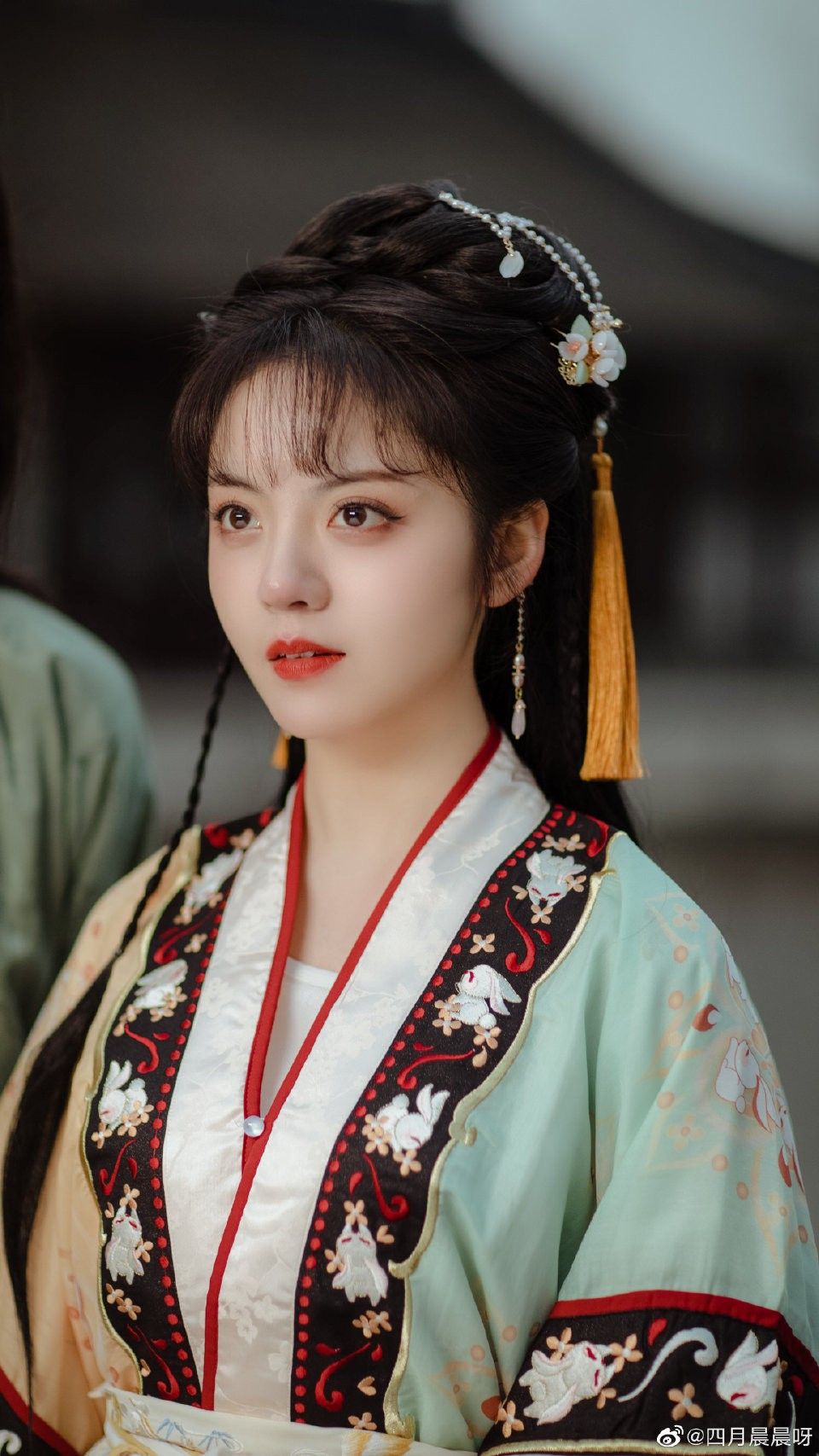 Chinese-Style Girls Super-Fairy Hanfu Costume in Spring and Autumn Chinese-Style Girls Super-Fairy Hanfu Costume in Spring and Autumn