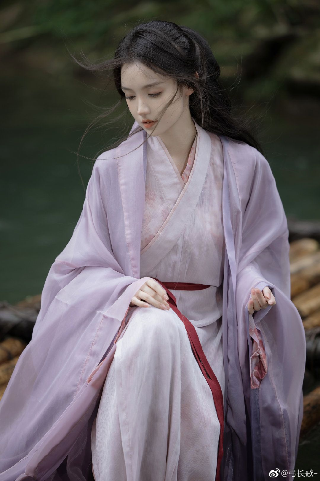 Hanfu Pants Suit:A Modern Perspective on Traditional Elegance