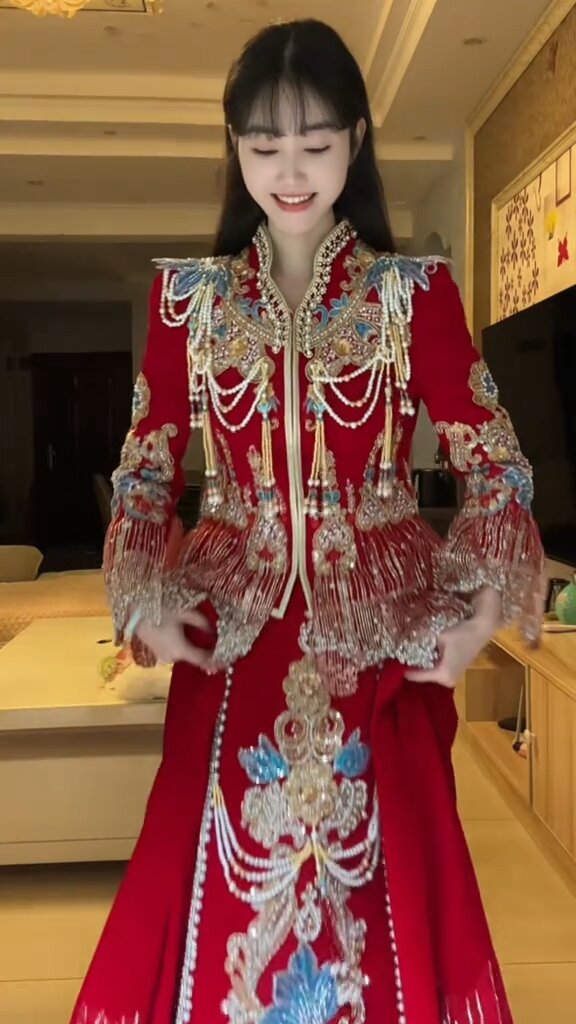 Winter Thickened Ming-Style Hanfu Womens Full Set Winter Thickened Ming-Style Hanfu Womens Full Set
