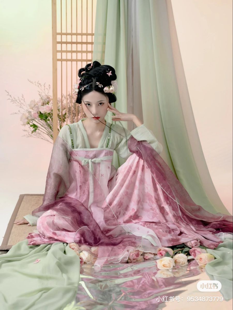 Traditional Chinese Cheongsam Family Match-Outfits:A Blend of Culture and Style Traditional Chinese Cheongsam Family Match-Outfits:A Blend of Culture and Style
