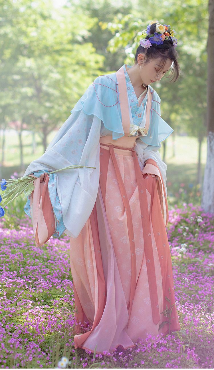 Summer Cheongsam and Bag Combinations:A Stylish Guide Summer Cheongsam and Bag Combinations:A Stylish Guide