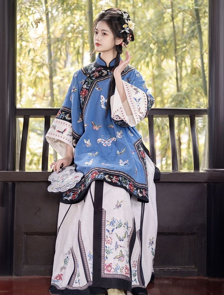 Suzhou Hongyun阁s Cheongsam Clearance Sale Exclusive Offers and Discounted Prices Suzhou Hongyun阁s Cheongsam Clearance Sale Exclusive Offers and Discounted Prices