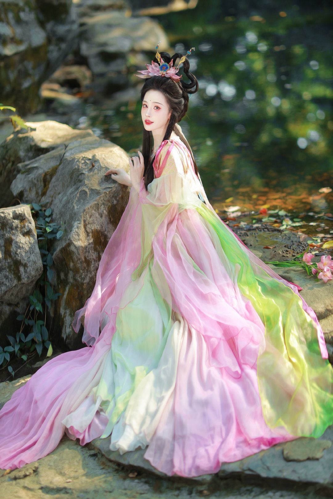 Vintage Cheongsam:A Revival of Traditional Chinese Elegance Vintage Cheongsam:A Revival of Traditional Chinese Elegance