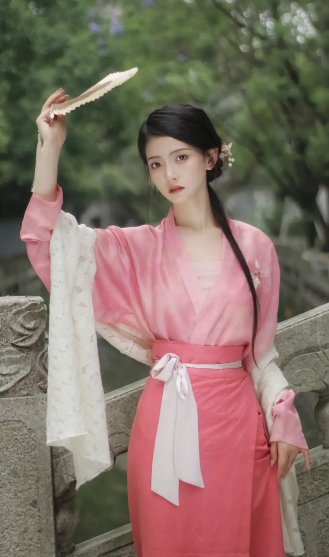 The Rise of Qimiao Hanfu Fashion for Women in Jin Culture The Rise of Qimiao Hanfu Fashion for Women in Jin Culture