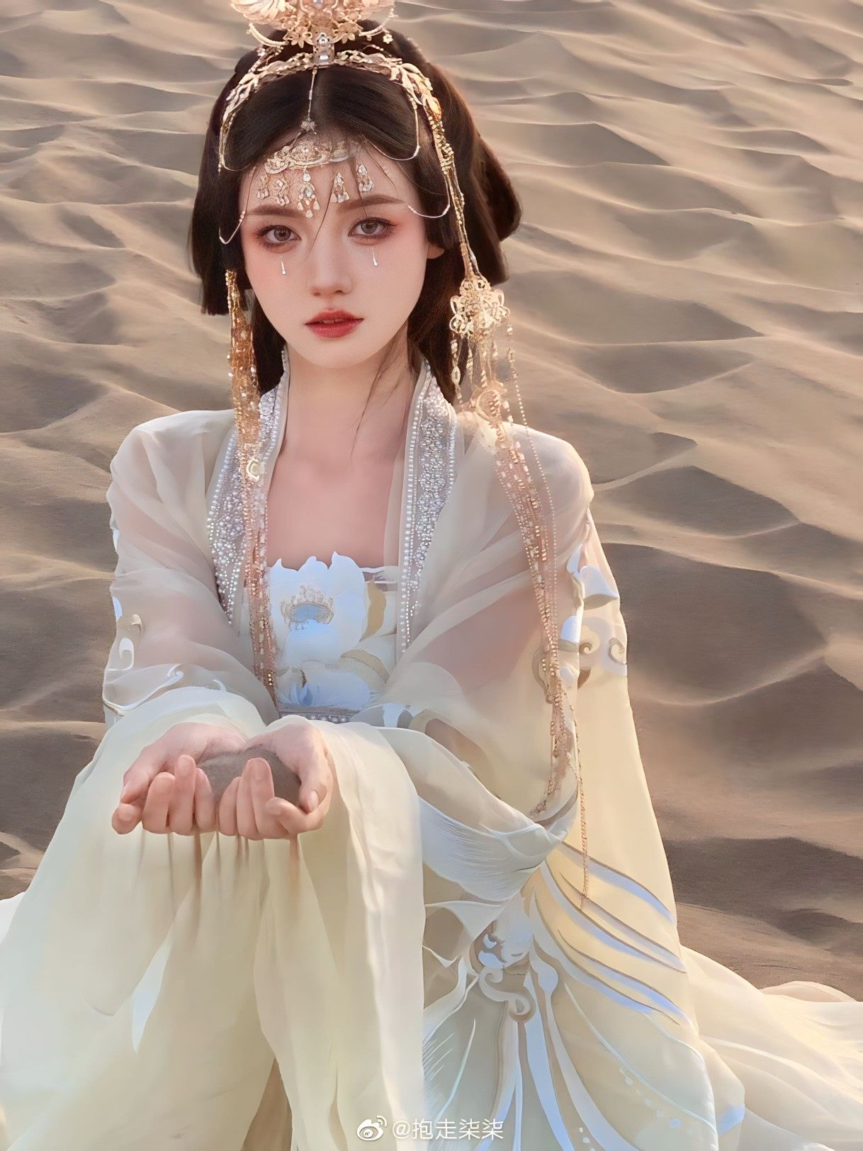The Starry Cheongsam:A Cultural Icon of China The Starry Cheongsam:A Cultural Icon of China