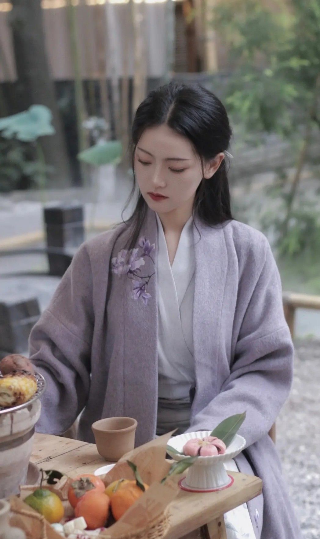 Pure Color waistband of Hanfu Traditional Chinese Clothing:A Closer Look Pure Color waistband of Hanfu Traditional Chinese Clothing:A Closer Look