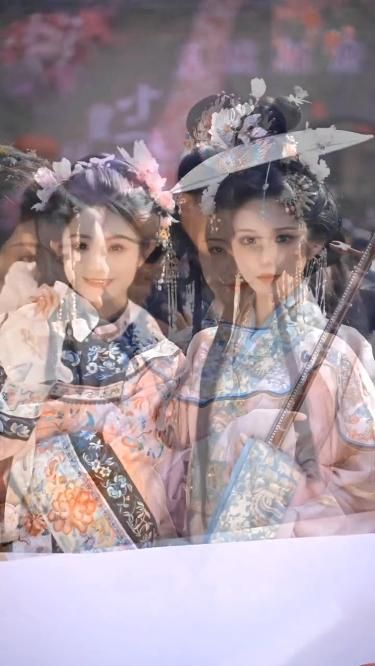 New Years Armor:The Revival of Hanfu in the Year of the Dragon New Years Armor:The Revival of Hanfu in the Year of the Dragon