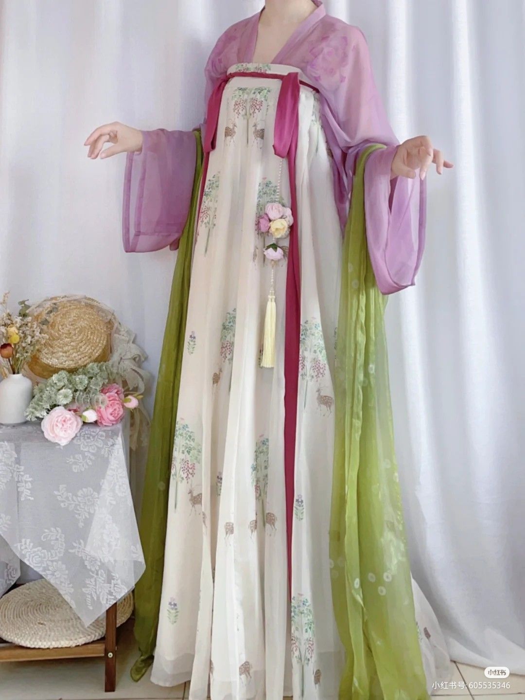The Splendor of the Hanfu Queen:A Tale of Robe Trailing Grace The Splendor of the Hanfu Queen:A Tale of Robe Trailing Grace