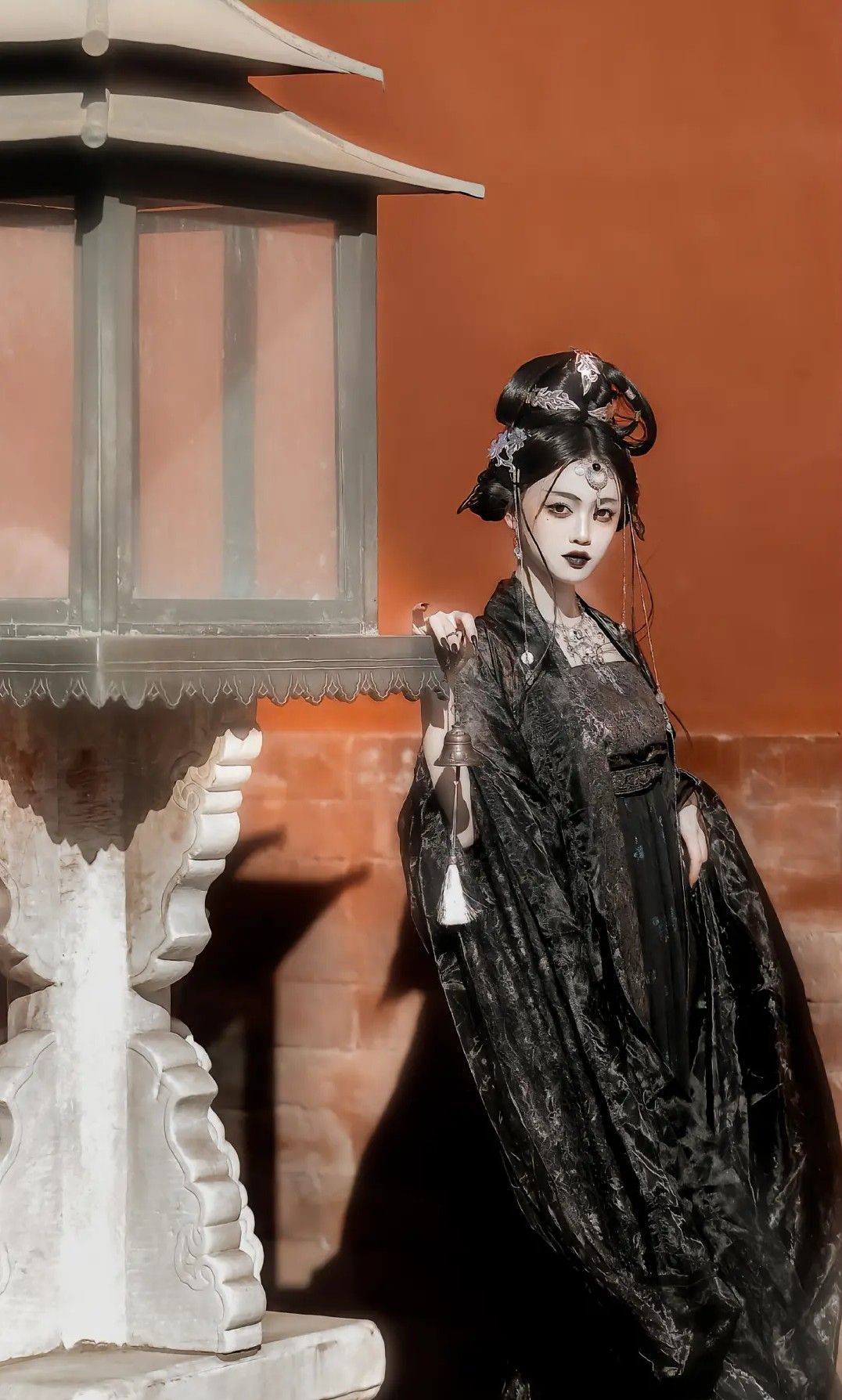 The Charm of Little Pom-Poms in Traditional Hanfu Fashion The Charm of Little Pom-Poms in Traditional Hanfu Fashion