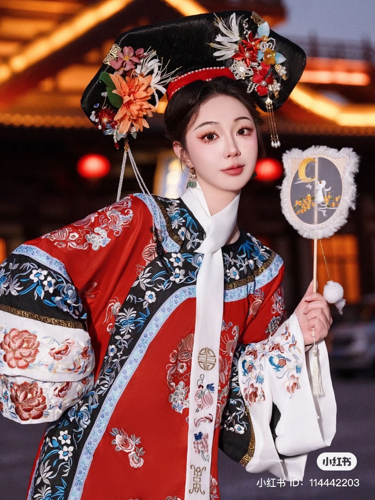 The Allure of Mu Ziqis Hanfu Fashion:A Closer Look into the Traditional Elegance The Allure of Mu Ziqis Hanfu Fashion:A Closer Look into the Traditional Elegance