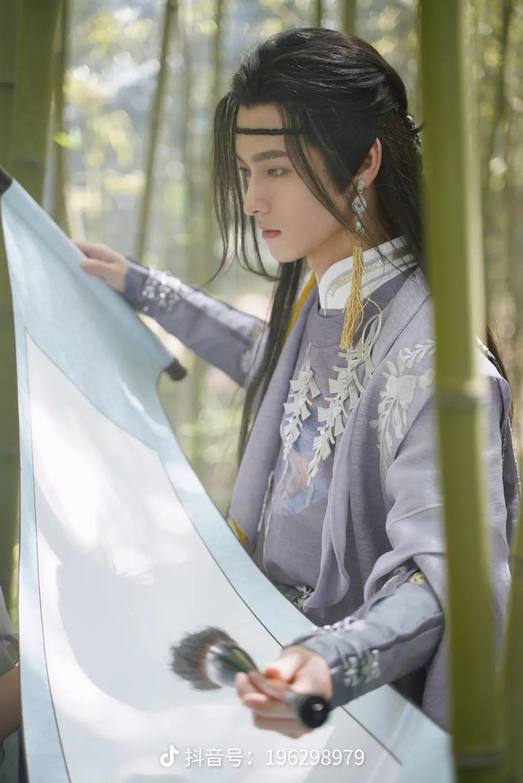 Hanfu-style Strappy Dress Set for Girls:A Complete Guide to Two-Piece Ensembles Hanfu-style Strappy Dress Set for Girls:A Complete Guide to Two-Piece Ensembles