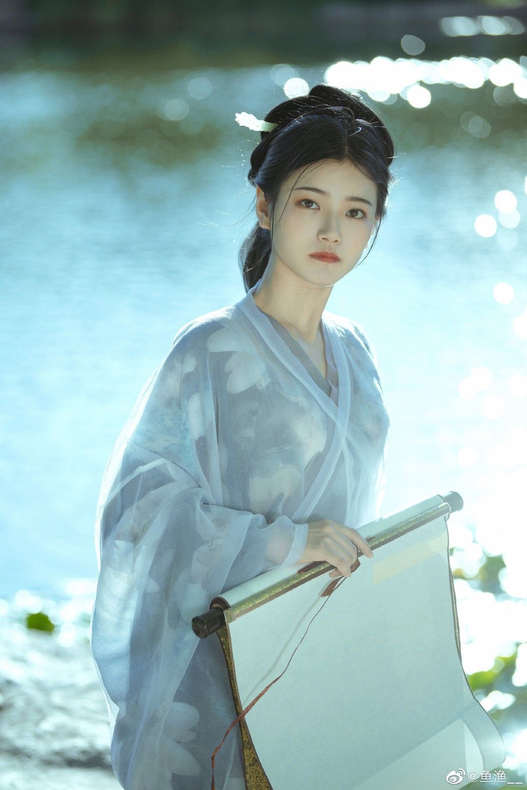White Seven-Quarter Sleeve Cheongsam:A Blend of Tradition and Modernity White Seven-Quarter Sleeve Cheongsam:A Blend of Tradition and Modernity
