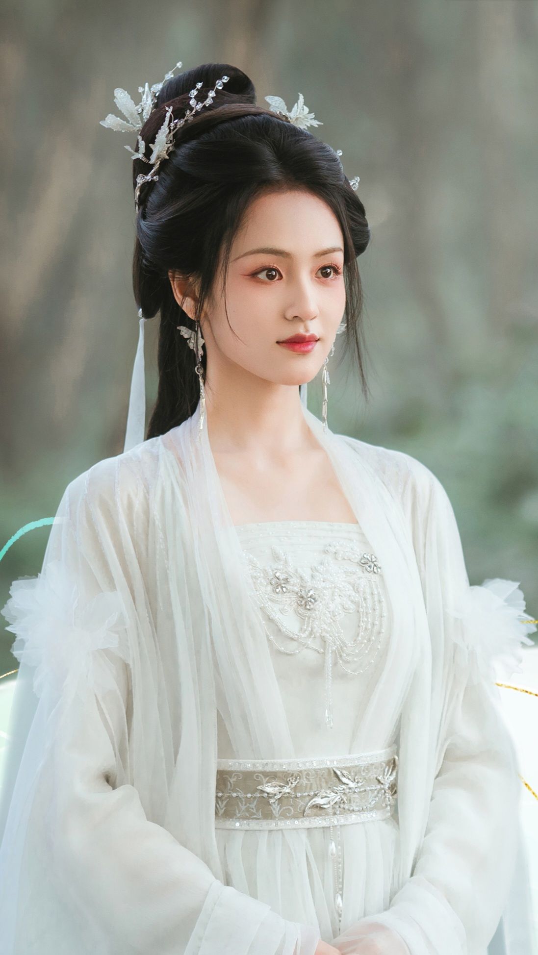 Plus-Size Zhijin Zhuanghua Horseface Skirt:A Glimpse into Traditional Beauty Plus-Size Zhijin Zhuanghua Horseface Skirt:A Glimpse into Traditional Beauty