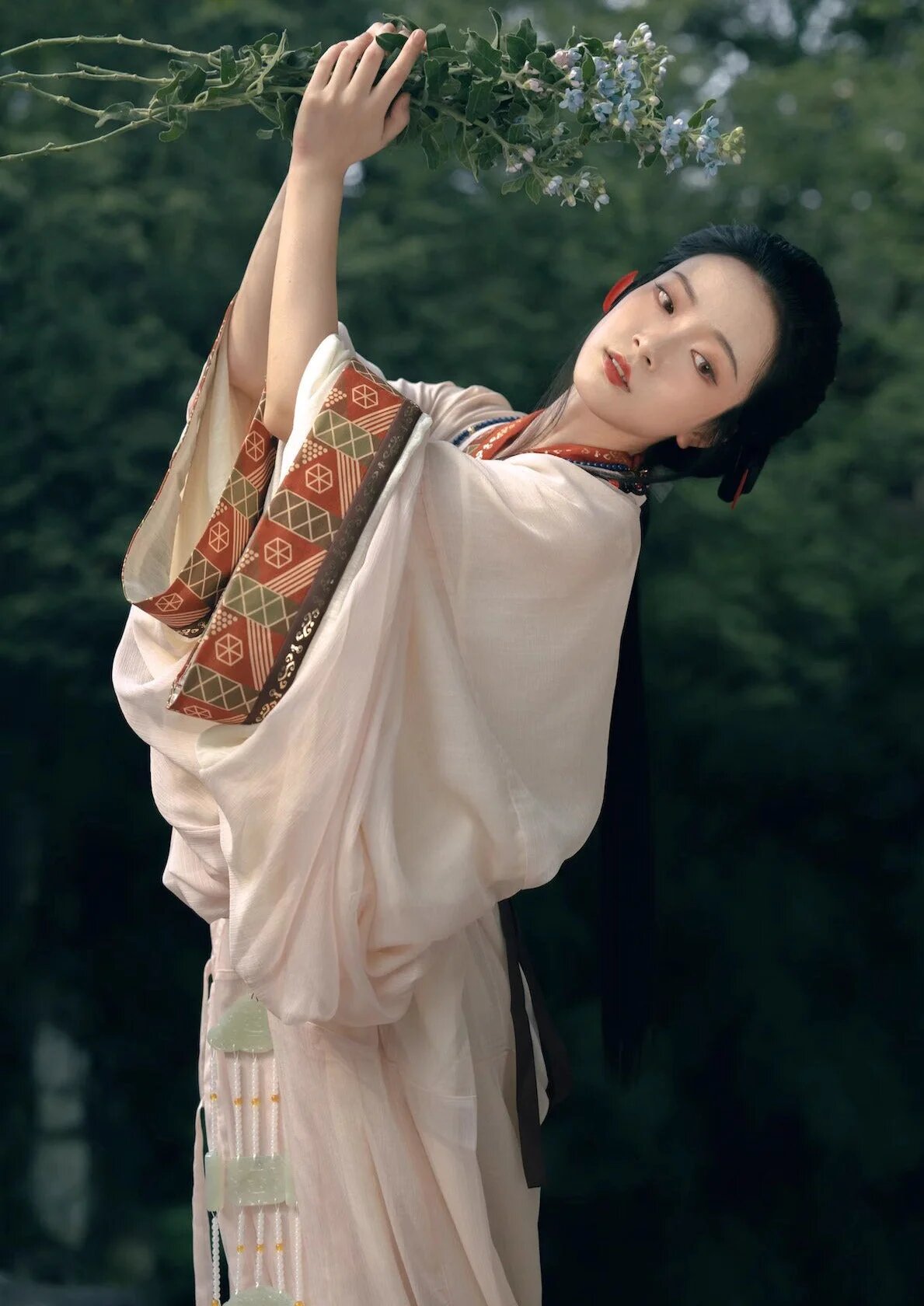 Elegance in Harmony:The Allure of Hanfu with Cloud Patterns Elegance in Harmony:The Allure of Hanfu with Cloud Patterns