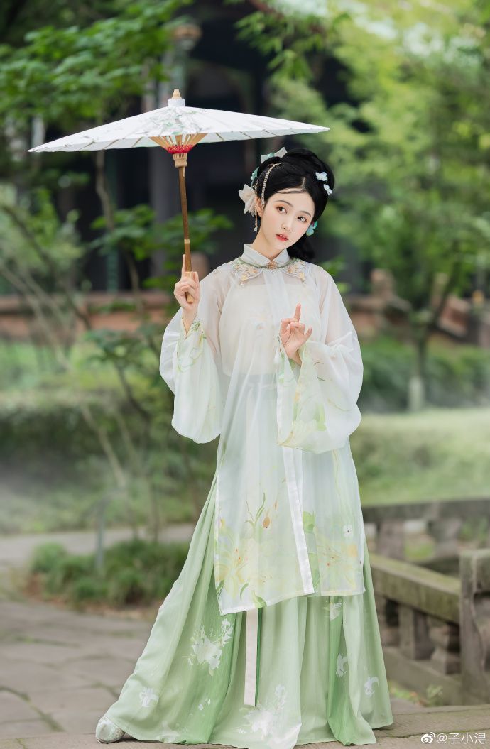 Loose Cheongsam Women:Embracing Comfort and Traditional Elegance Loose Cheongsam Women:Embracing Comfort and Traditional Elegance