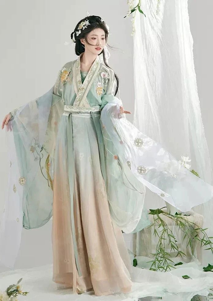Matcha Mochis Cheongsam Embracing Traditional Elegance Matcha Mochis Cheongsam Embracing Traditional Elegance