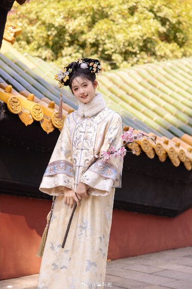 The Splendid Five Heroes of Honor of Kings:The Five Tiger Generals in Traditional Hanfu Attire The Splendid Five Heroes of Honor of Kings:The Five Tiger Generals in Traditional Hanfu Attire