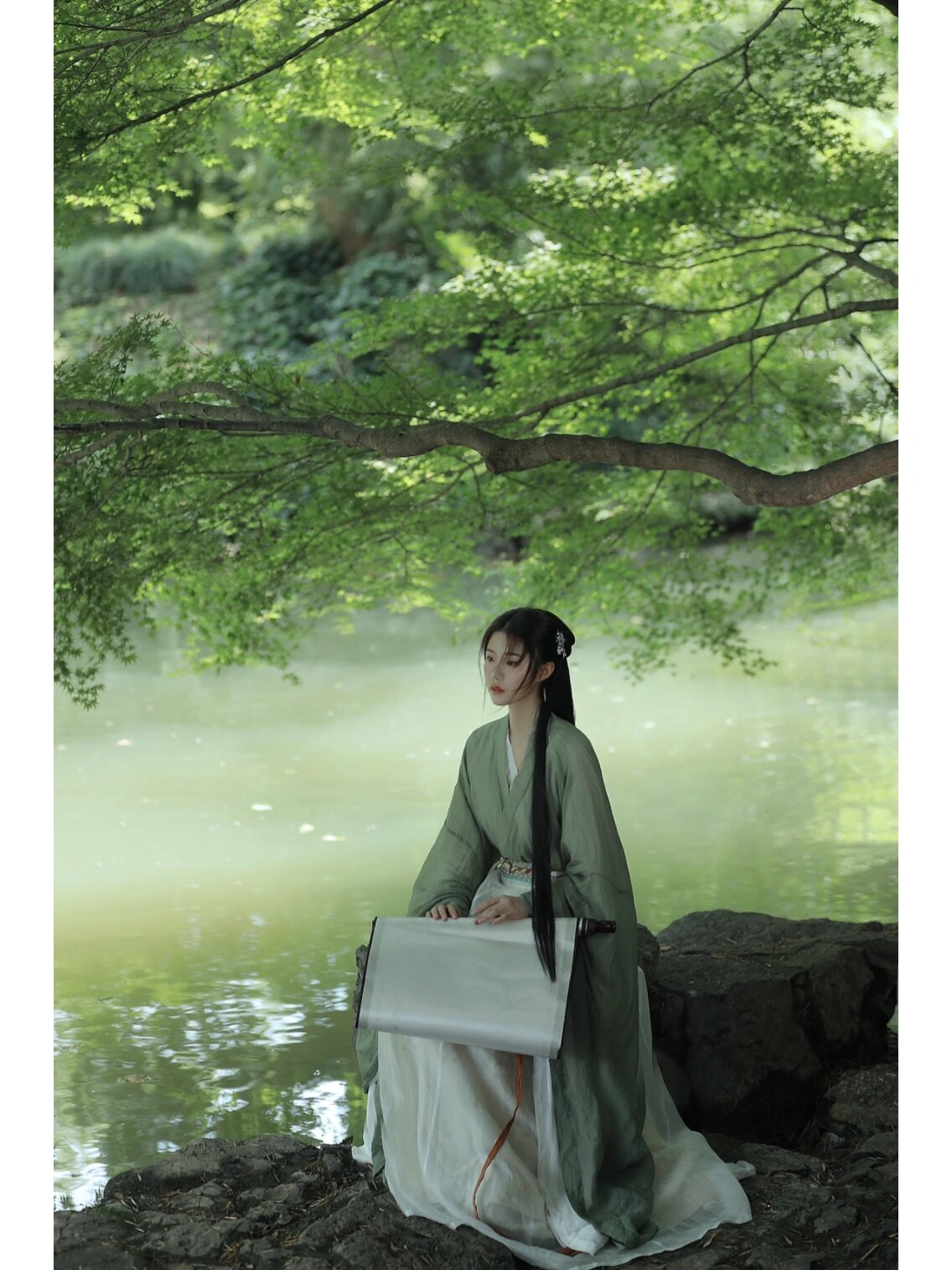 Clouds of Immortality:The Enchanting Tale of仙鹤汉服云中鹤 Clouds of Immortality:The Enchanting Tale of仙鹤汉服云中鹤