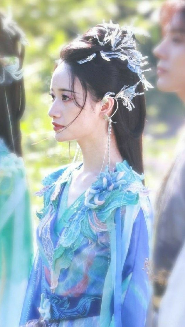 The Elegance of a Qipao for a Wedding Ceremony The Elegance of a Qipao for a Wedding Ceremony