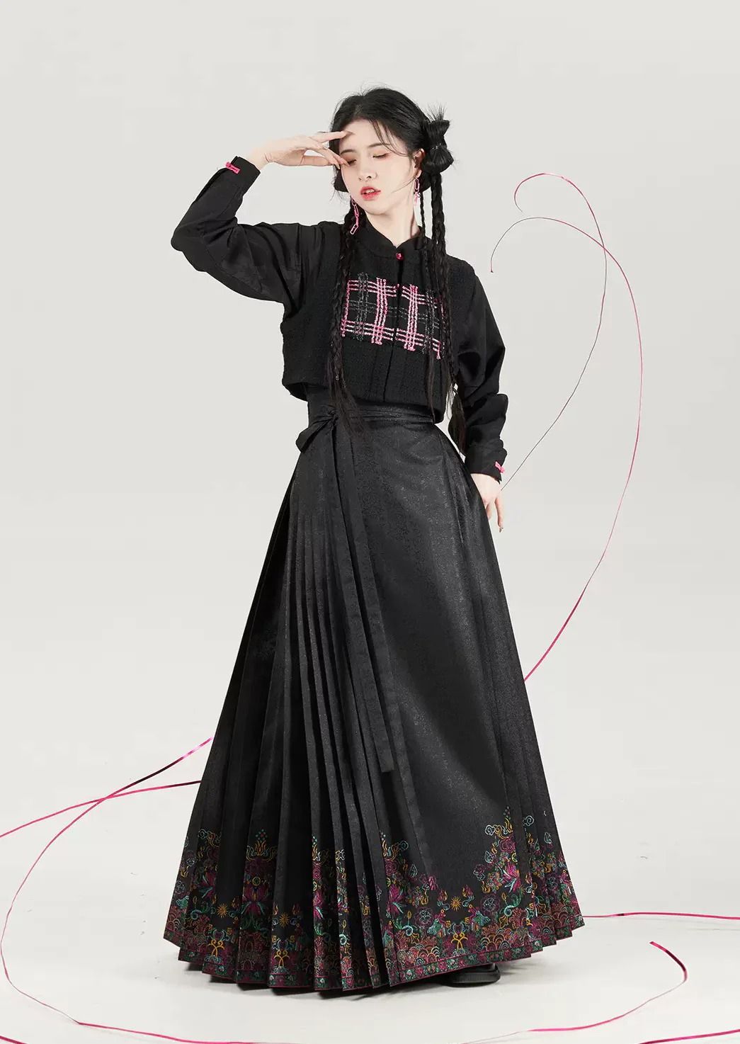 The Rise of Cheongsam with Spring-Autumn Knitwear Overlays The Rise of Cheongsam with Spring-Autumn Knitwear Overlays