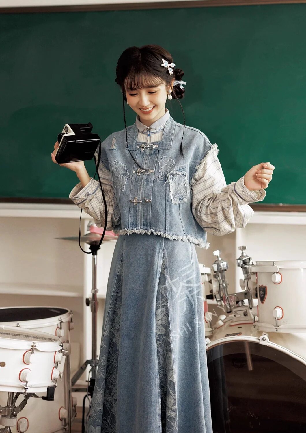 Vintage Womens Clothing of the Republic Era:The Revival of Traditional Hanfu Fashion Vintage Womens Clothing of the Republic Era:The Revival of Traditional Hanfu Fashion