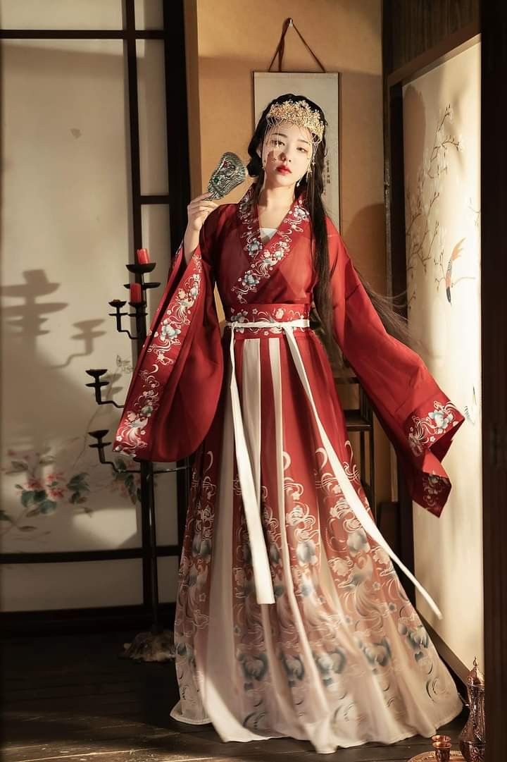 Earring Styles to Match the Elegance of a Cheongsam:A Guide to Traditional and Modern Wear Earring Styles to Match the Elegance of a Cheongsam:A Guide to Traditional and Modern Wear