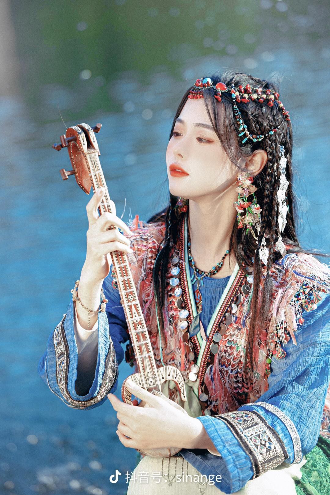 Elegant Summer Xian Nu Gown:The Enchanting Beauty of Womens Hanfu Traditional Chinese Dress Elegant Summer Xian Nu Gown:The Enchanting Beauty of Womens Hanfu Traditional Chinese Dress
