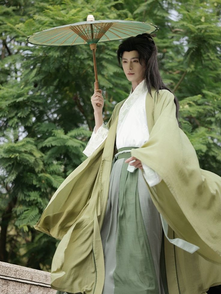 Silk Cheongsam and the Enigma of Bamboo Silk Cheongsam and the Enigma of Bamboo
