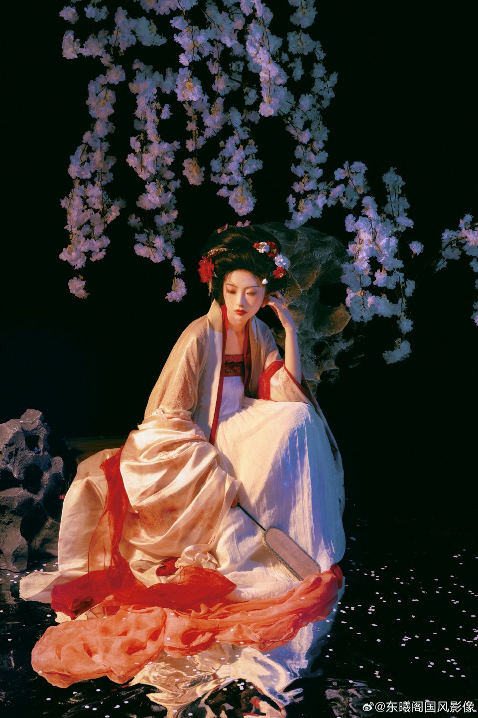 Neo-Ming Style Song Dynasty Hanfu:A Blend of Traditional Elegance and Modern Flavor Neo-Ming Style Song Dynasty Hanfu:A Blend of Traditional Elegance and Modern Flavor