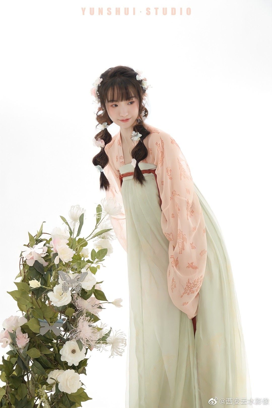 Dajis Hanfu Fashion in the Southern and Northern Dynasties:A Cultural Exploration Dajis Hanfu Fashion in the Southern and Northern Dynasties:A Cultural Exploration