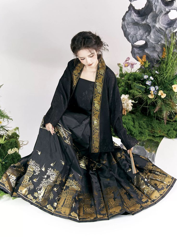 The Charm of Long-Sleeve Cheongsam:A Traditional Elegance The Charm of Long-Sleeve Cheongsam:A Traditional Elegance