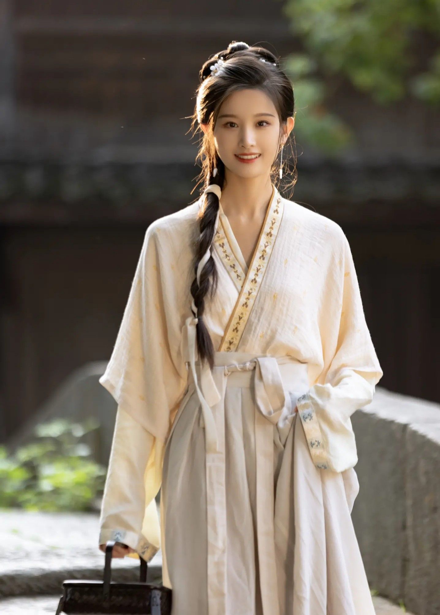 Winter Skirt Set for Girls:The Elegance of Maominian Dress Winter Skirt Set for Girls:The Elegance of Maominian Dress