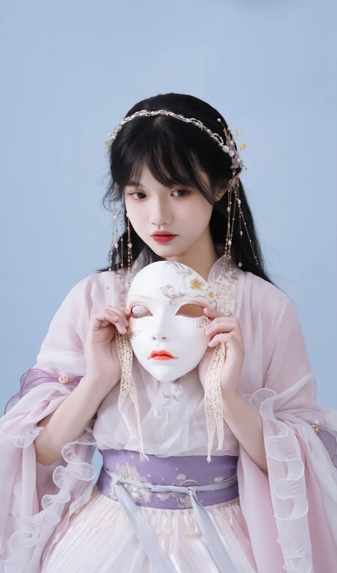 The 30-Year-Old Charm of Ramie Cheongsam:A Cultural Revival The 30-Year-Old Charm of Ramie Cheongsam:A Cultural Revival