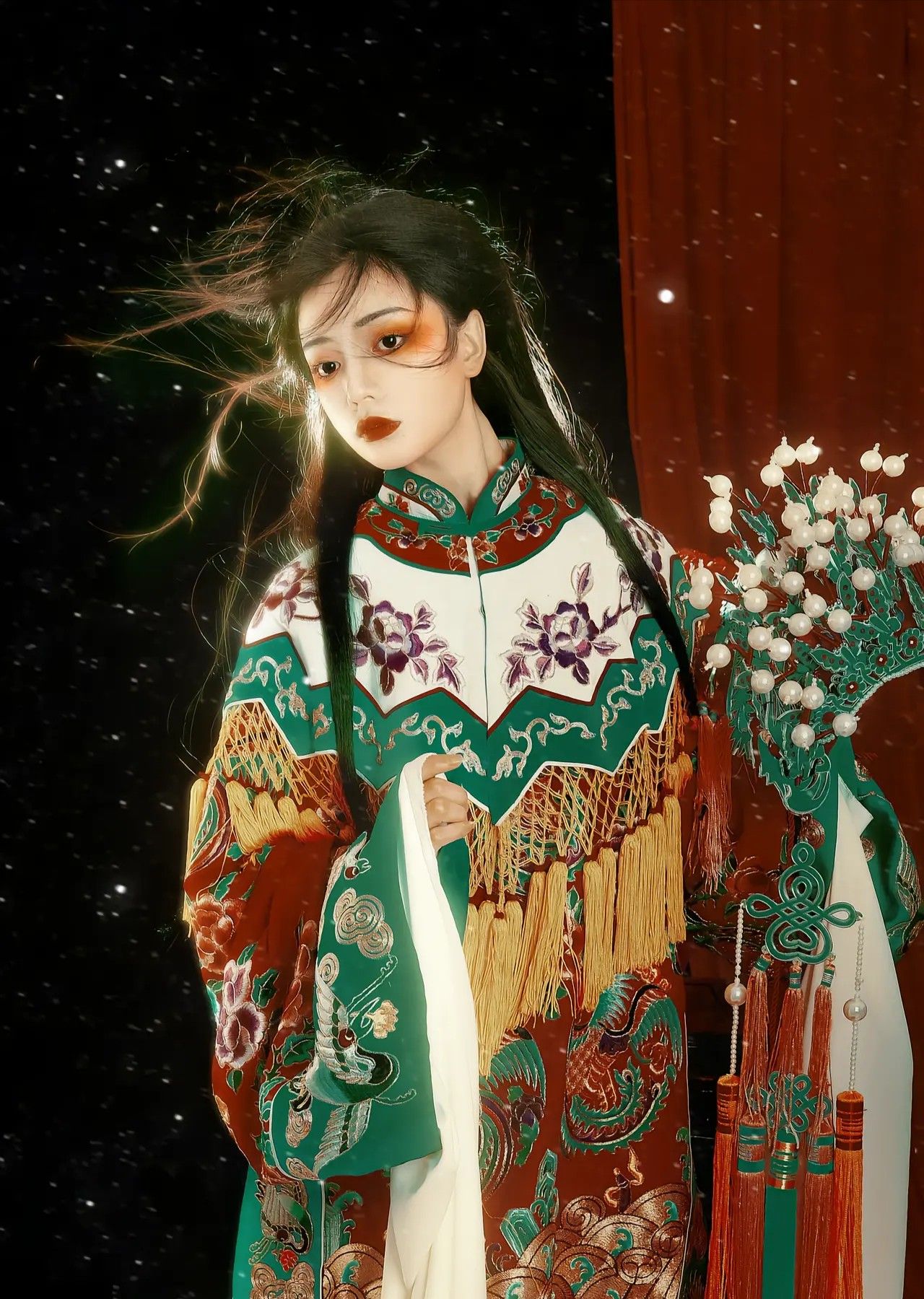 Winter-Fall Childrens Hanfu Fashion:A White Girls Journey into Traditional Elegance Winter-Fall Childrens Hanfu Fashion:A White Girls Journey into Traditional Elegance