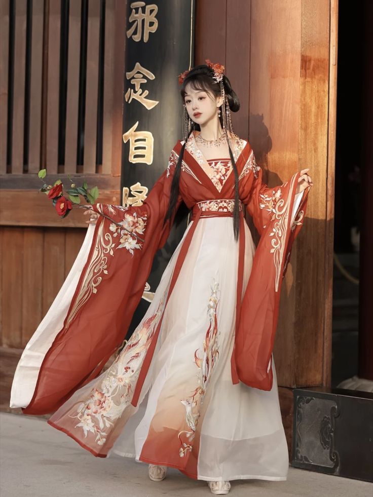 Summer Hanfu Costumes for Girls:A Guide to Traditional Elegance Summer Hanfu Costumes for Girls:A Guide to Traditional Elegance