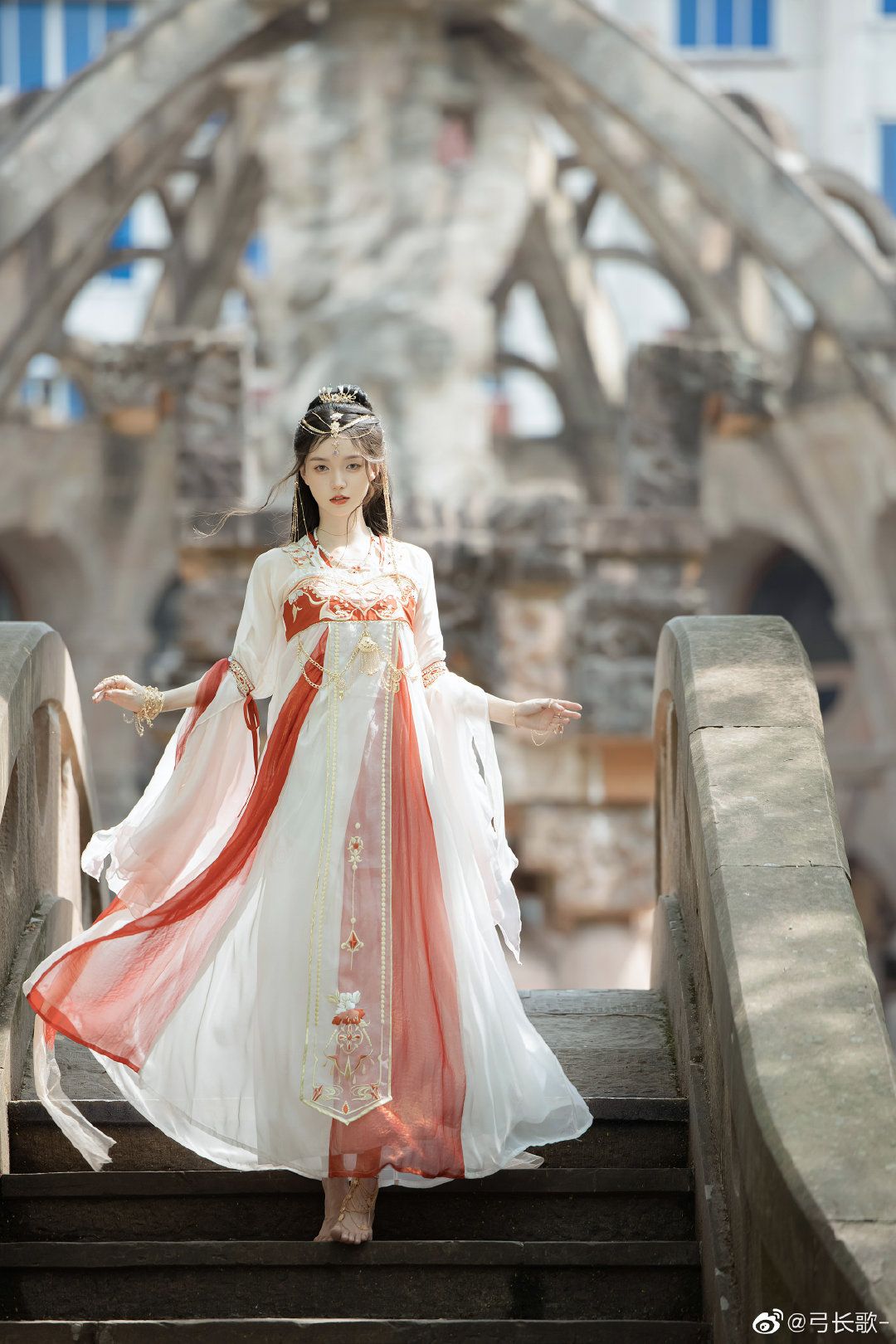Womens Cheongsam-Style Dress:A Blend of Tradition and Modernity Womens Cheongsam-Style Dress:A Blend of Tradition and Modernity