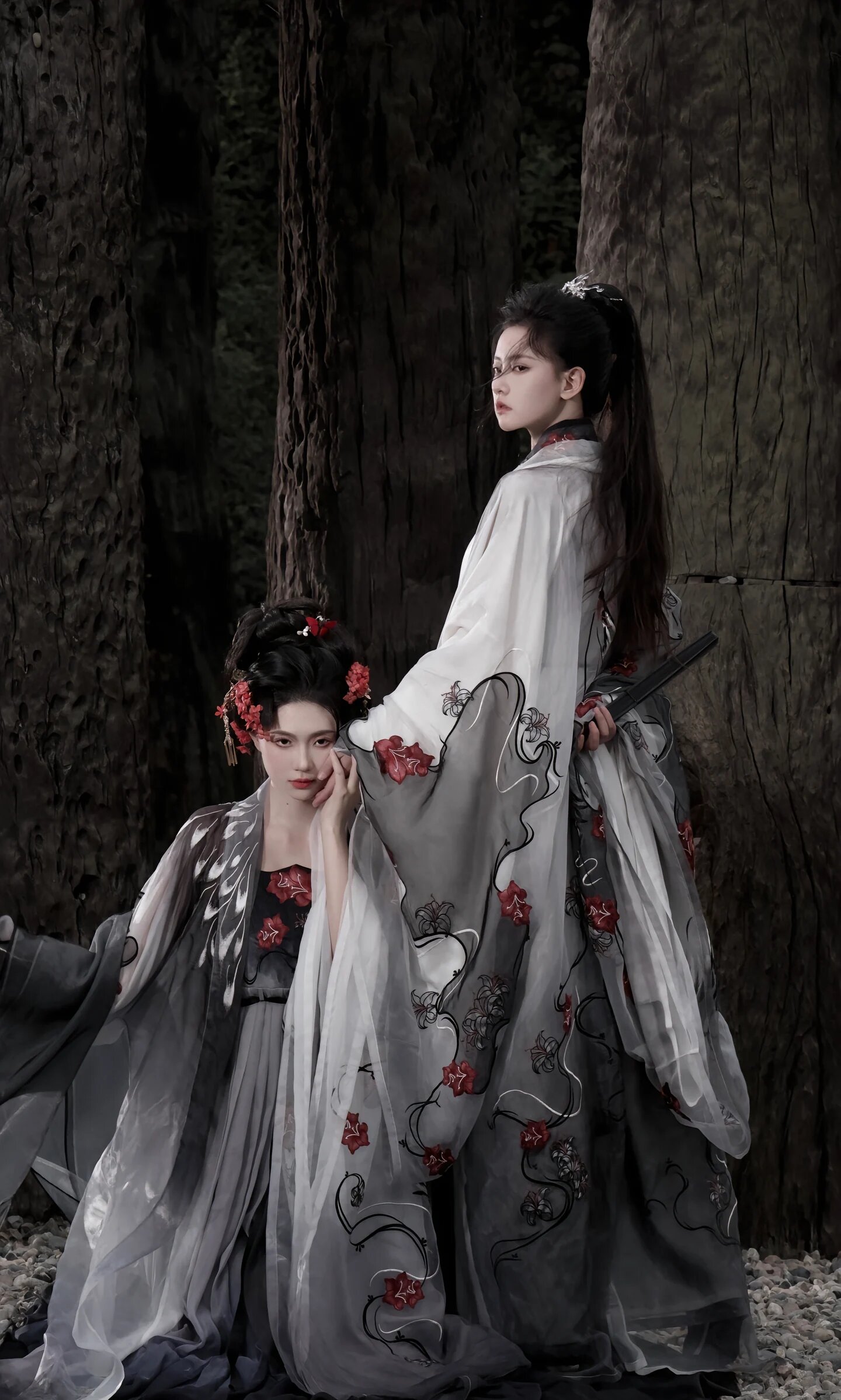 Traditional Hanfu Shoes for Women:The Allure of Flat-Bottomed Hanfu Shoes for Modern Fashion Traditional Hanfu Shoes for Women:The Allure of Flat-Bottomed Hanfu Shoes for Modern Fashion